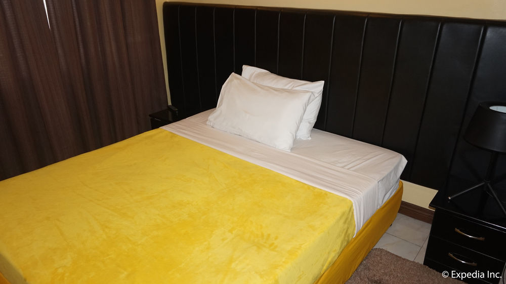 Manila Bay Serviced Apartments Екстер'єр фото